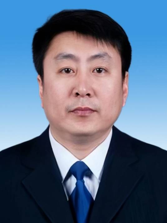 张振铎（青海省公安厅党委副书记、副厅长）