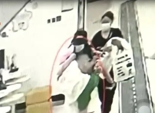 7·15嘉兴男童被邻居带去顶替打疫苗事件