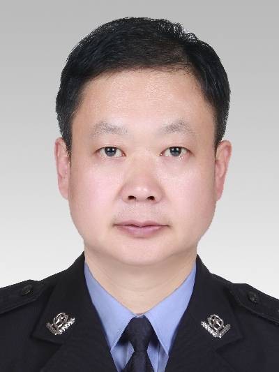 董宏（山东省菏泽市公安局定陶分局副局长、二级警长）