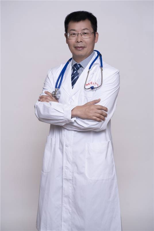 郑宝石(广西医科大学第一临床医学院、第一附属医院党委副书记、院长)