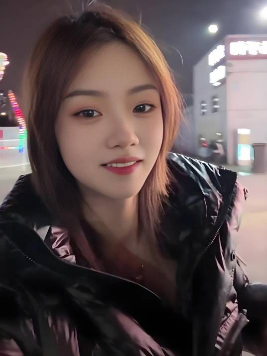 当午吖