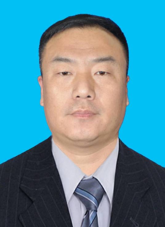刘明（山西省晋中市灵石县委副书记、政府县长）