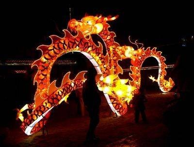 玩龙灯