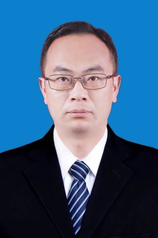 刘华龙(贵州省遵义市桐梓县人民政府党组成员、副县长)
