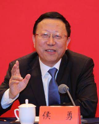 侯勇（长岭炼化公司董事长）