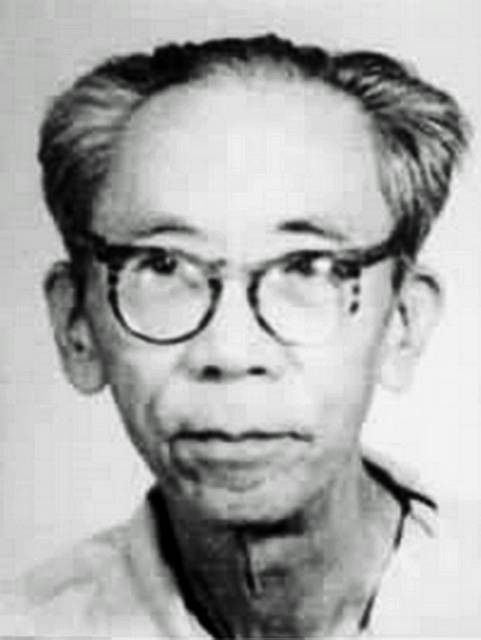 裴桐（中国档案学会第二届理事会理事长）