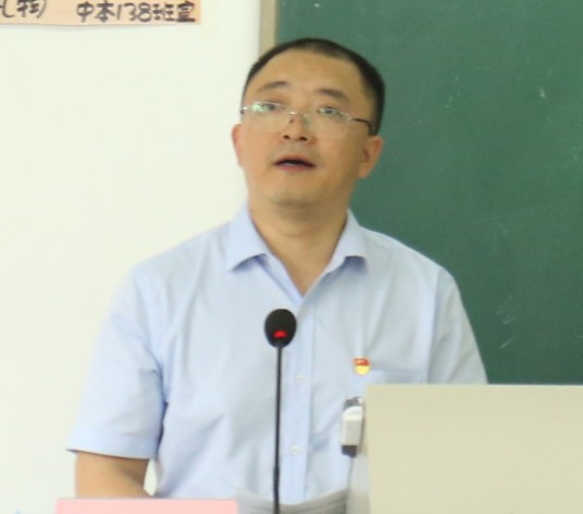 陈青松（浙江师范大学图文信息中心主任兼图书馆馆长、党委委员）