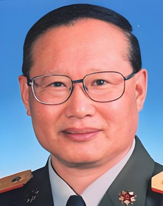 张卓(解放军军械工程学院原院长)