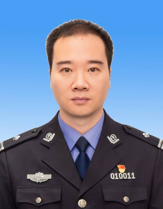 韩俊波（贵州省遵义市公安局播州分局党委委员、政工室主任、一级警长）