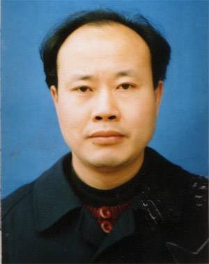 刘承志（北京市燕山水泥厂厂长）
