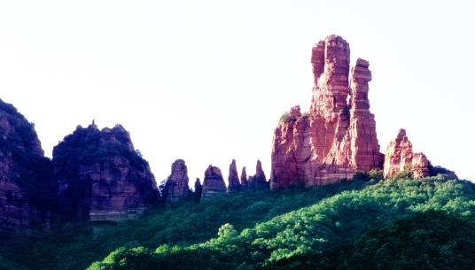 九女峰(河北省石家庄赞皇县九女峰)