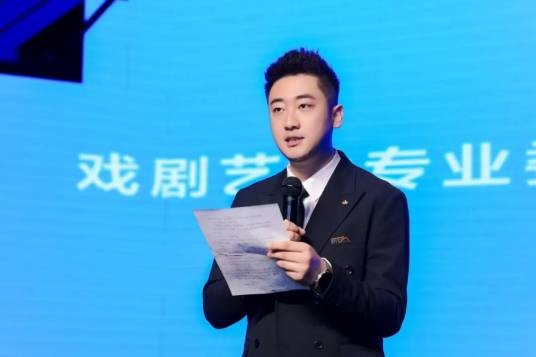 王航(陕西省戏曲研究院青年演员)