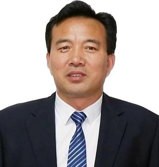 王腾香（山东省菏泽市单县教育和体育局党组成员、单县一中校长）