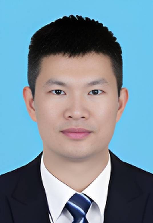 张小光（中国商用飞机有限责任公司党委常委、副总经理，上海飞机制造有限公司党委书记、董事长）
