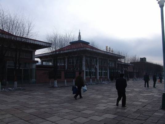 五台山站（中国山西省忻州市繁峙县境内铁路车站）