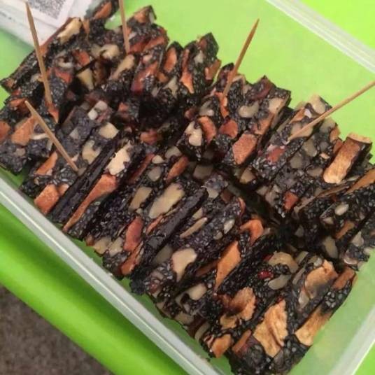核桃红枣阿胶糕