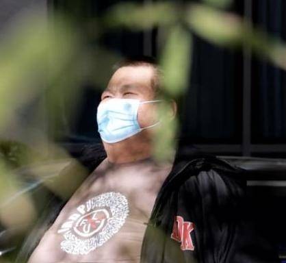 宇宙(中国第一胖记录的拥有者,橙红丝带行动代言人)