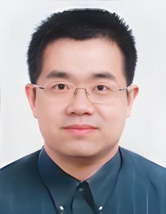 王跃飞（深圳大学数学科学学院名誉院长）