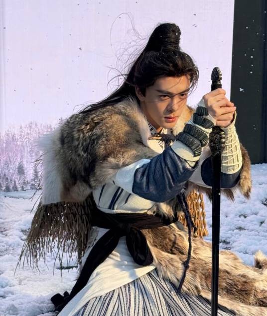 霍展白(古装武侠剧《七夜雪》中的男主角)