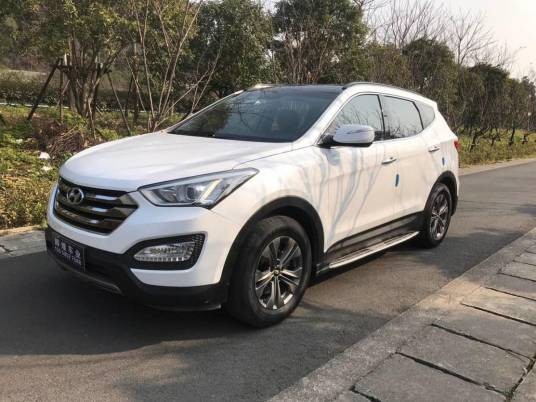 2013款进口胜达 3.0L 两驱舒适版 7座