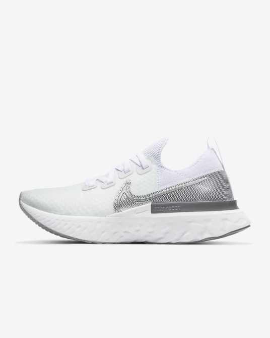Nike React Infinity Run FK 女子跑步鞋