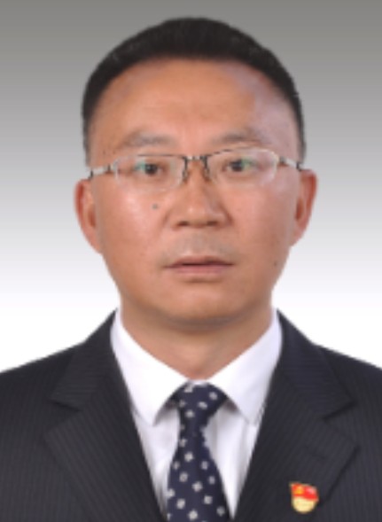 洪刚（四川省阿坝藏族羌族自治州林业和草原局党委委员、机关党委书记）