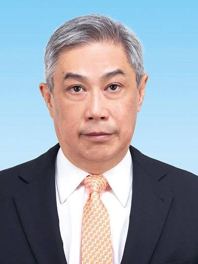胡家骠(信溢投资策划有限公司首席执行官)