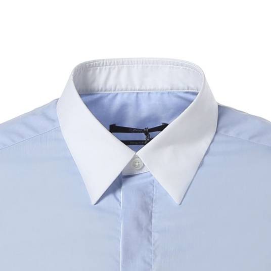 衣领（衣服环绕颈部的结构部件）
