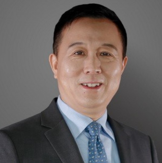 李文连（上海交通大学上海高级金融学院管理学讲席教授）