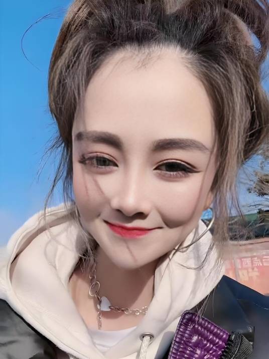艺帆