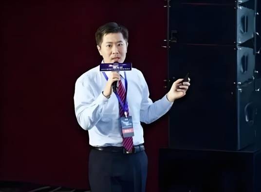 王向楠（中国社会科学院研究员、教授）