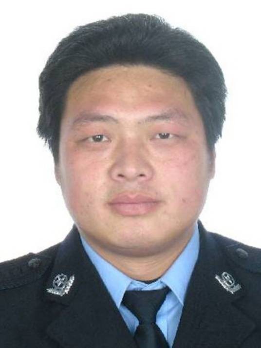 郭杰(因公殉职民警)