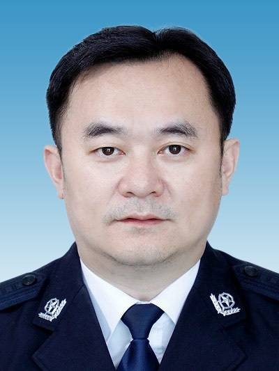 叶伟（四川省都江堰市人民政府党组成员、副市长，市公安局党委书记、局长，督察长（兼））