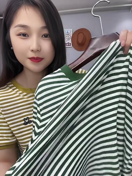 豆豆妈女装工厂店