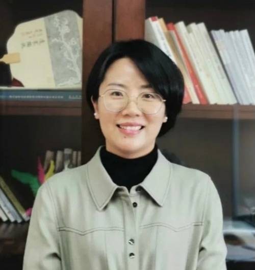 余华英（杭州市萧山区财政局党委委员、派驻第九纪检监察组组长）