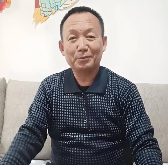 江文学(河北省广平县草根歌手,煎饼摊主)
