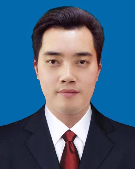 曾博（江西省新干县社会科学界联合会党组书记、主席）