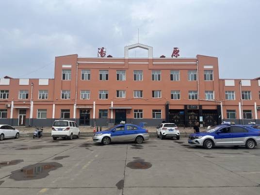 汤原站