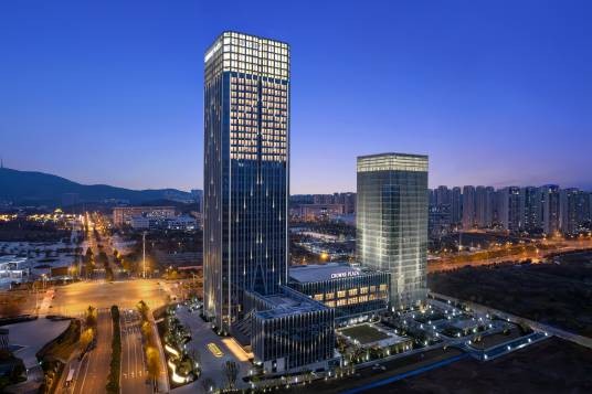 荆门皇冠假日酒店
