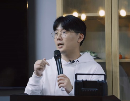 大超（《这也能赚钱》纪录片中的主人公）