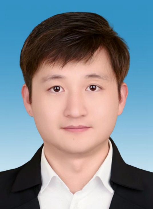徐华伟（重庆市江北区江北城街道党工委副书记、办事处主任）