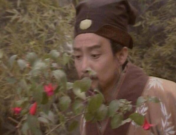 甄士隐和贾家什么关系