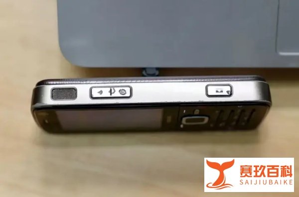 这部手机的键盘像“四根牙签”!曾风靡世界,狂销近千万台