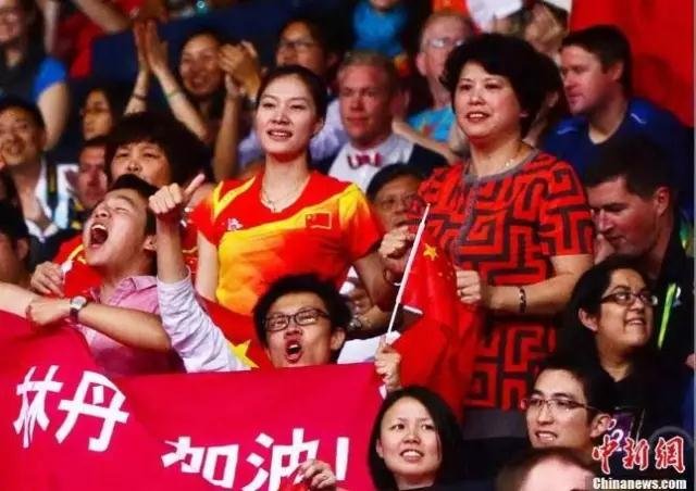 林丹出轨事件女主发文苍蝇不叮无缝的蛋?暗讽谁是苍蝇?