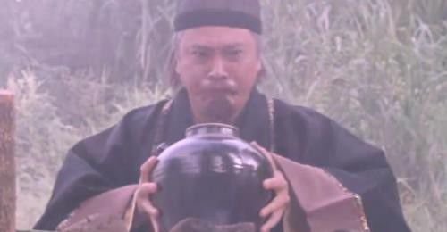 元彪主演的《新碧血剑》的片尾曲是什么?
