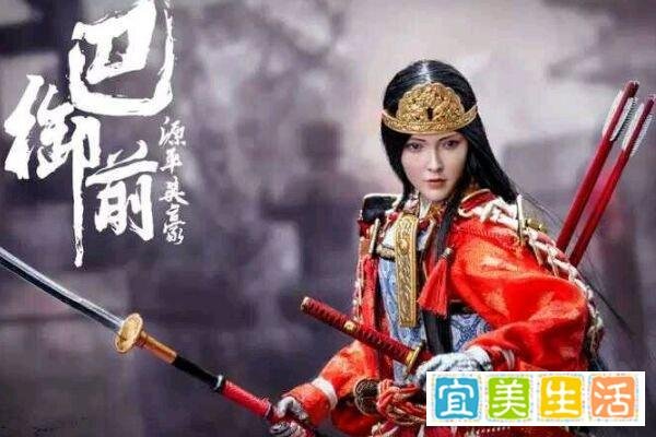 日本历史第一女将，几个回合就斩落敌方猛将，最后与丈夫兵败自杀