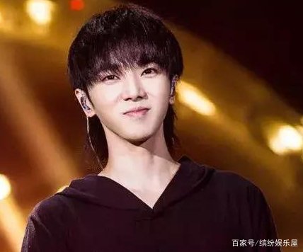 华晨宇包场支持沈腾新电影，他们之间是什么关系？