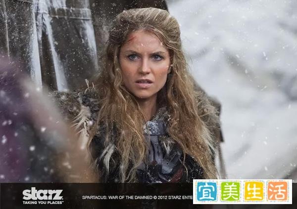 尺度美剧《斯巴达克斯》:女性角色之美与季度之韵