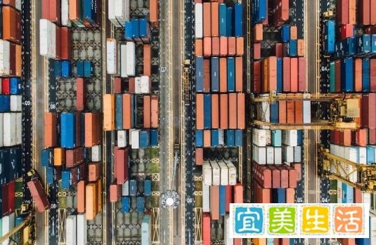双十一刚过,快递网点贴通知:当天不取就退件。这样做合理吗?