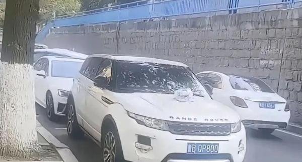 路虎女结局“番外篇”:鲁B车或已过户,此前有车商在卖车。